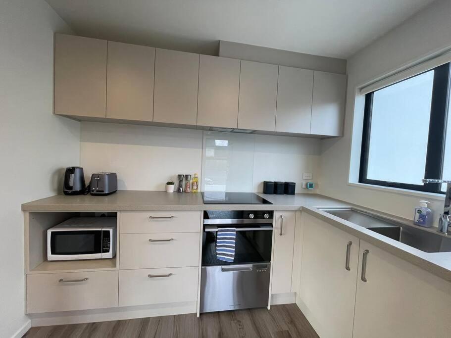 Cbd Luxury Parkside Living 2 Bedroom With Parking Christchurch Exterior photo